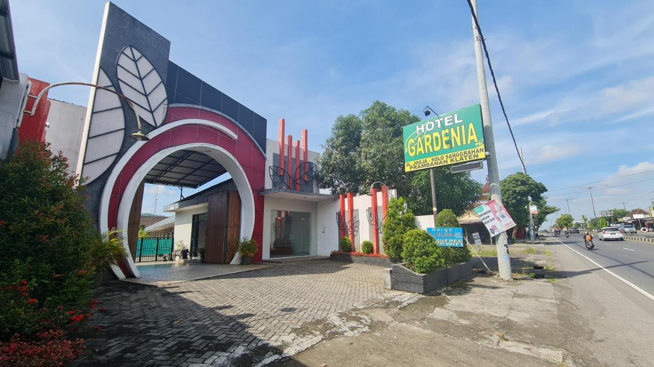 Oyo 90831 Hotel Gardenia Prambanan Surakarta  Экстерьер фото