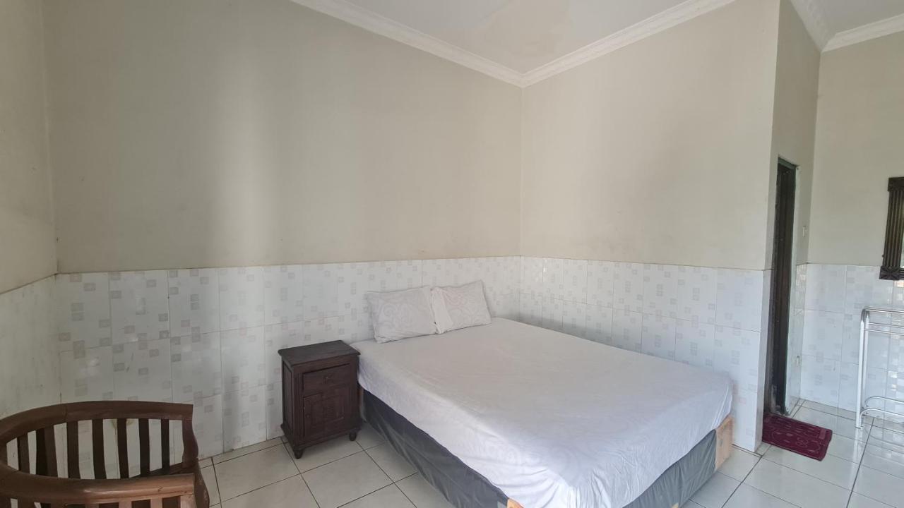 Oyo 90831 Hotel Gardenia Prambanan Surakarta  Экстерьер фото